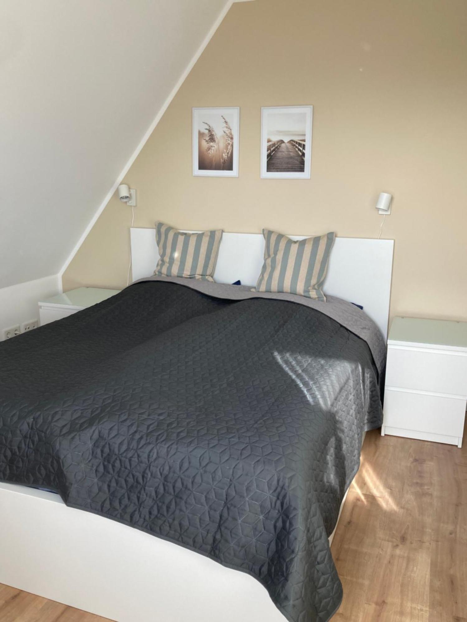 Helle, Grosszuegige Ferienwohnung Fuer 2 - 3 Personen Mit Parkplatz + E-Ladestation In Buchholz, Nordheide Buchholz in der Nordheide Εξωτερικό φωτογραφία