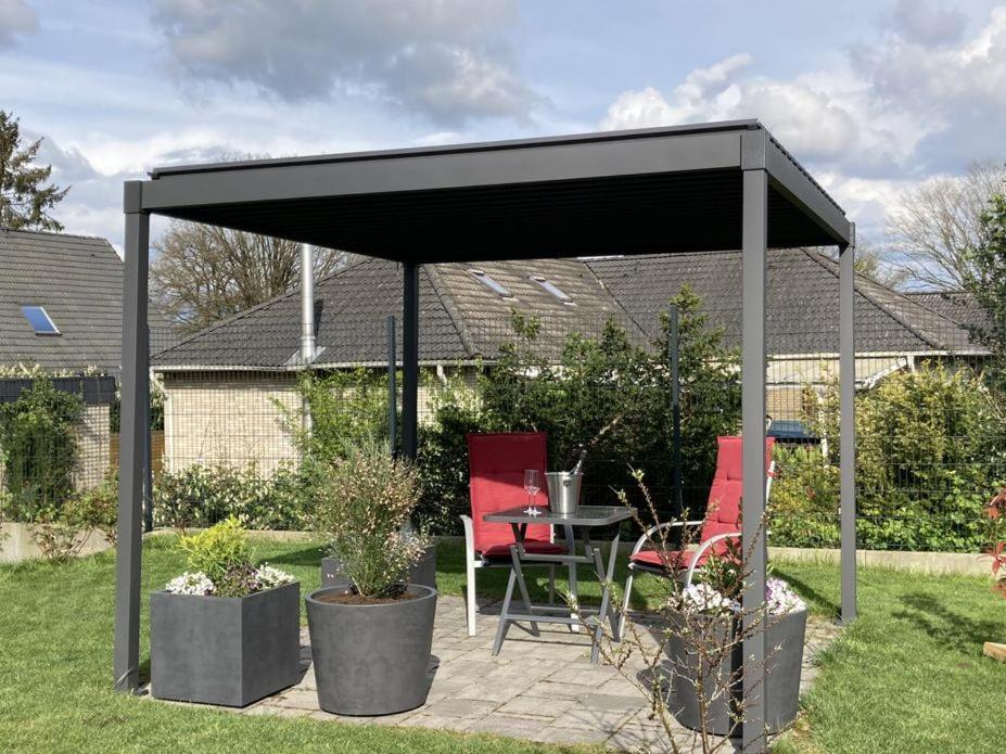 Helle, Grosszuegige Ferienwohnung Fuer 2 - 3 Personen Mit Parkplatz + E-Ladestation In Buchholz, Nordheide Buchholz in der Nordheide Εξωτερικό φωτογραφία